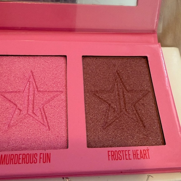 Jeffree Star Heartbreaker Highlighter Palette with Pink Accents - Picture 5 of 6